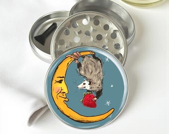 Mouse That Steelt Strawberries On The Moon Grinder: kruidenmolen van aluminiumlegering