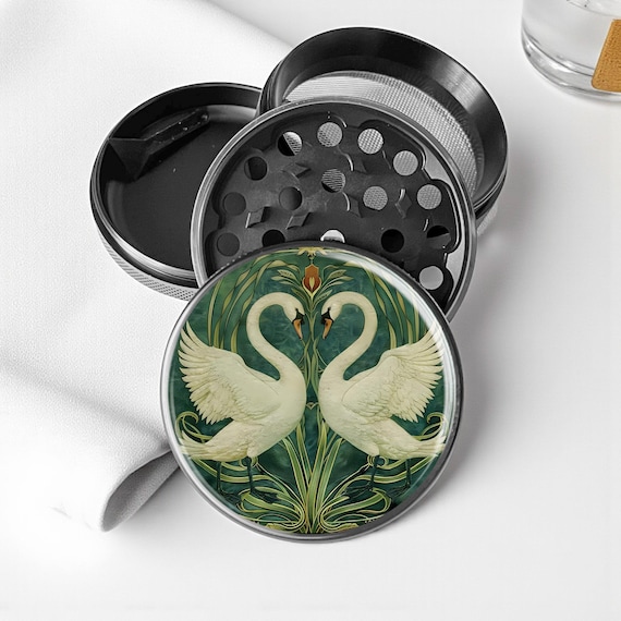 Vintage Romantic Swan Couple Grinder: Aluminum Alloy Herb Spice Grinder