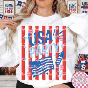 Puede incluir: Sudadera blanca con un dise&ntilde;o de rayas rojas y blancas. El gr&aacute;fico presenta las palabras "USA PARTY" en azul, junto con una bandera estadounidense azul y blanca y fuegos artificiales. El dise&ntilde;o es patri&oacute;tico y festivo.