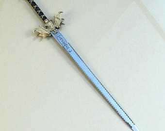 Espada de exhibición con empuñadura de dragón medieval hecha a mano – Pieza de colección de acero inoxidable de fantasía