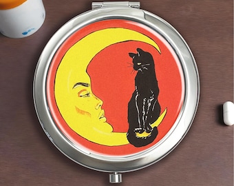 Vintage Black Cat on Moon Silver Pill Box - Pill,Vitamin,Candy,Jewelry Storage