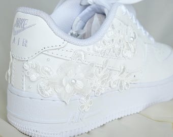Custom Pearl Lace Bridal Sneakers – Handmade Personalized Wedding Shoes for Bride