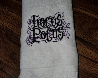 Halloween Fingertip Towel