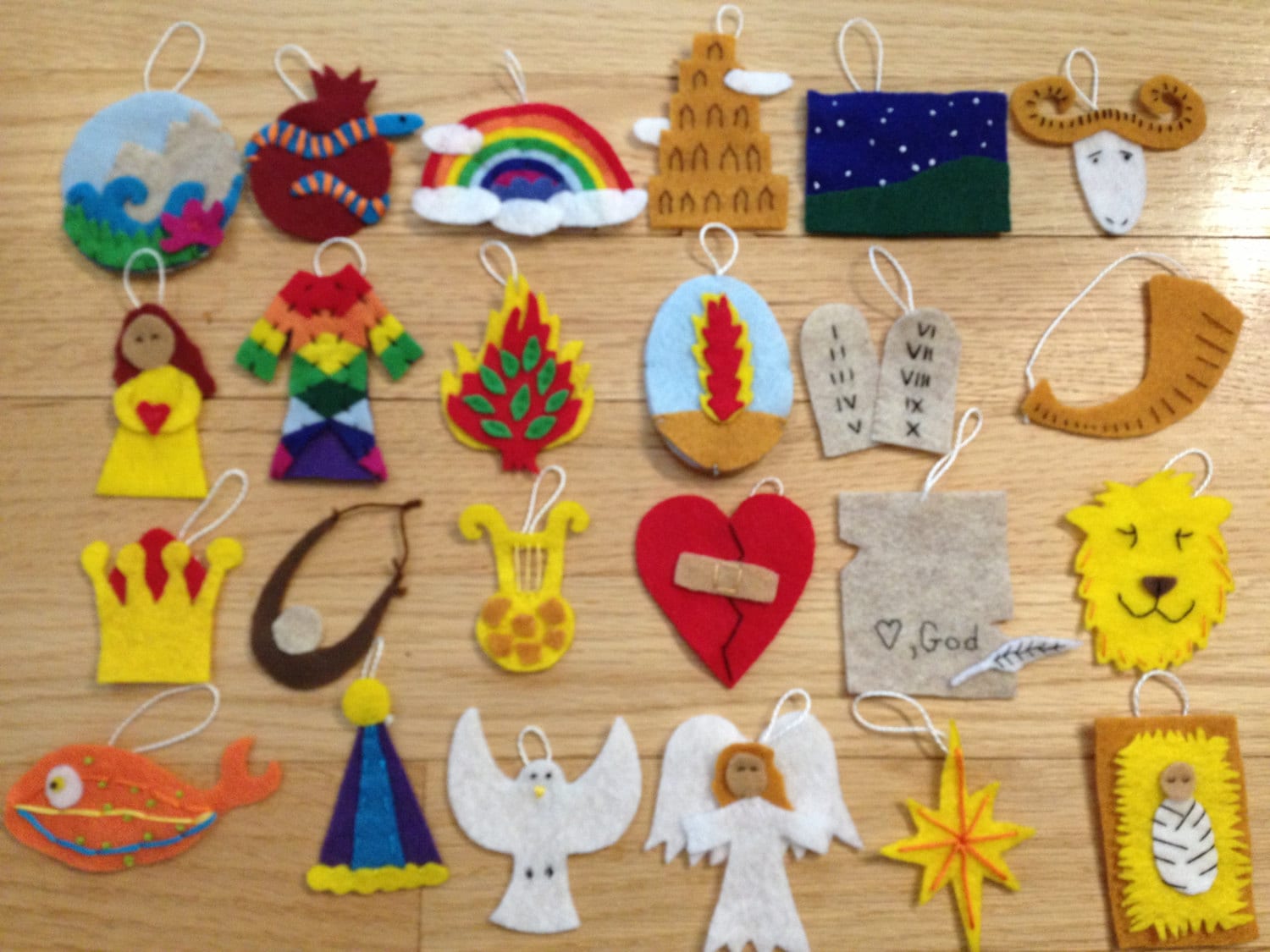 Tutorial for 24 Jesse Tree Ornaments Insipred by the Jesus Storybook