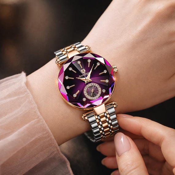 Elegant Women’s Quartz Watch – Stainless Steel with Diamond Dial   /18