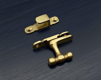 Brass Showcase Display Catch 40mm - Cabinet Furniture Fittings