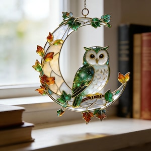 Atrapasol de búho de vitral, colgante de ventana de búho con forma de luna, decoración de búho del bosque, regalo para amantes de la naturaleza, adorno de búho de vidrio, atrapasol de ventana