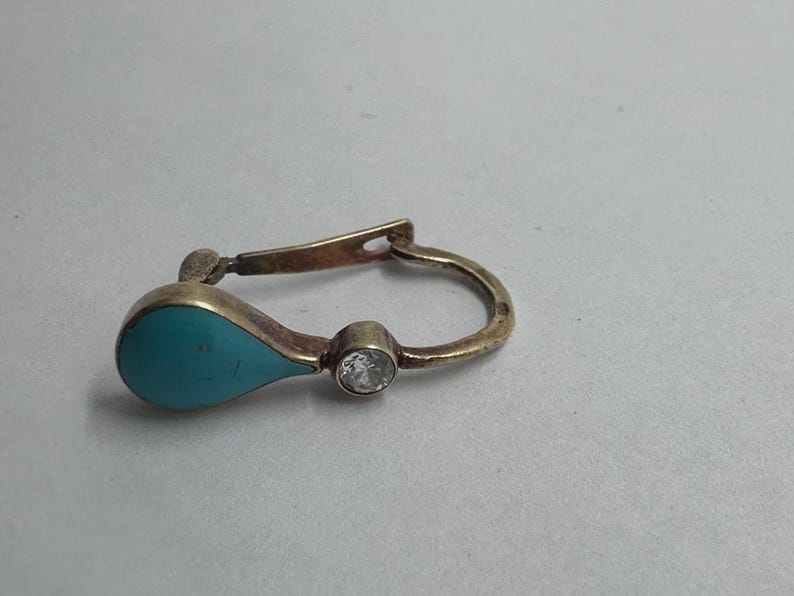 Vintage 14K Gold Turquoise Teardrop Earring