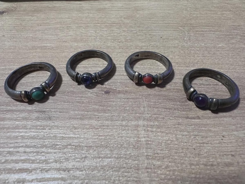 Set of 4 Vintage Silver Rings with Gemstone Cabochons