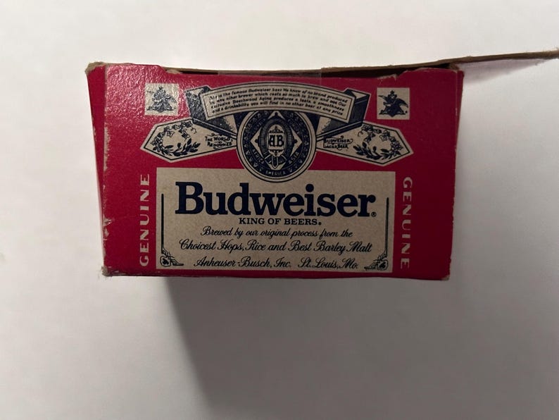 Lledo 1/64 Model Car “King of Beers”