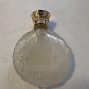 Vintage Molyneux Fete pure Parfum Extrait Bottle in Case - Paris