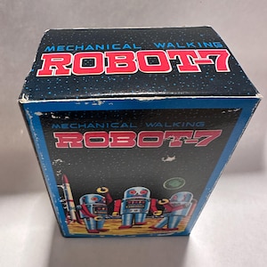 Robot-7 Mechanical Toy