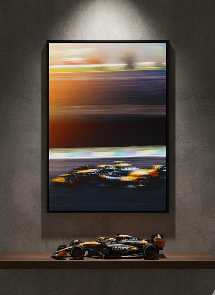 DECOR&MORE - VOITURE DE COURSE F1 - SILHOUETTE D'ART METAL - DECORATION MURALE VOITURE