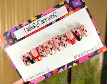 Comicfiguren Acryl Press On Nails: Maus Handmade Press on Nails | Mittelgroßer Sarg