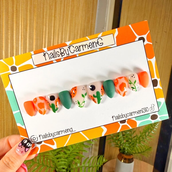 Uñas acrílicas de cactus occidentales hechas a mano: naranja y verde