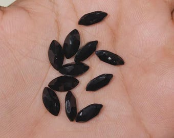 ブラックオニキス マーキス ファセットカット：ジュエリー用ルースストーン（4 x 8 mm～15 x 30 mm）