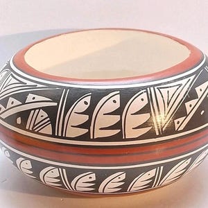 Vintage Large Signed F. Little (Dineh) Native American Southwestern Pottery Bowl