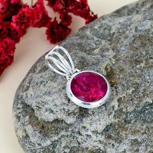 925 Sterling Silver Minimalities Rund Rubinhänge – Elegant Ädelstenshalsband Handgjort Runt Kristallberlock för Kvinnor
