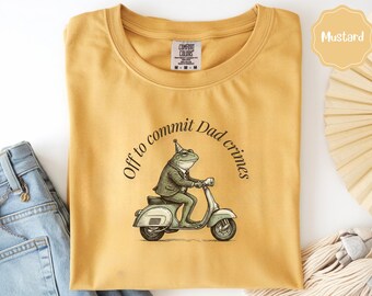 Camiseta "A cometer crímenes de papá", camiseta divertida de papá rana, regalo del Día del Padre de Comfort Colors, camiseta de broma de papá, camiseta Cottagecore Frog Scooter para hombre