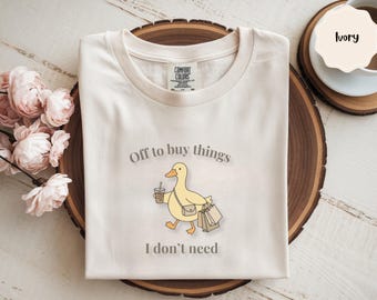 Camiseta "Voy a comprar cosas que no necesito", divertida camiseta de patito de compras, regalo para compradora compulsiva de Comfort Colors, camiseta "Iced Coffee Target Run", regalo para ella.