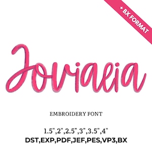 Puede incluir: Un diseño de fuente de bordado rosa con el nombre "Jovialia" en cursiva. La imagen incluye texto que indica que la fuente está disponible en varios tamaños, de 3,8 cm a 10,2 cm, y múltiples formatos de archivo.