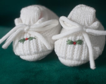 Embroidered Knitted Baby Boots - Christmas Baby Shoes Keepsake 0-3 months