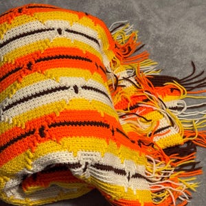 Retro afghan throw blanket bold 1970’s bright 72x53 striped orange brown yellow with fringe and diamond pattern