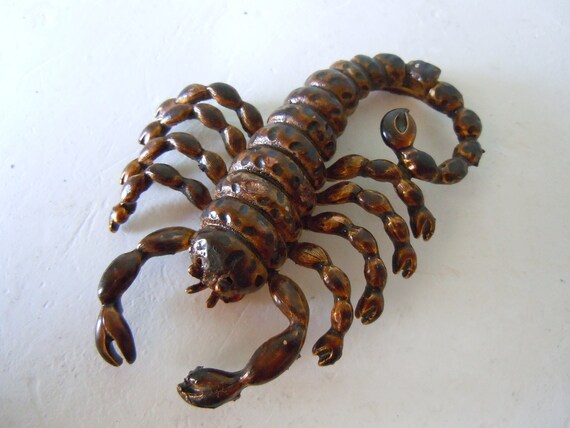 Scorpion Pendant by Razza