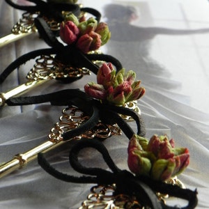 Boutonniere Key To Your Heart image 2