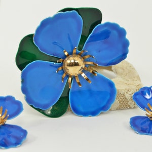 Vintage Brooch and Earrings image 3