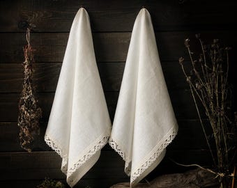 Set of 2 Ivory Linen Guest Towels with Lace, Romantic Cottage Hand Towels, Farmhouse Bathroom Linen, Stonewashed European Flax