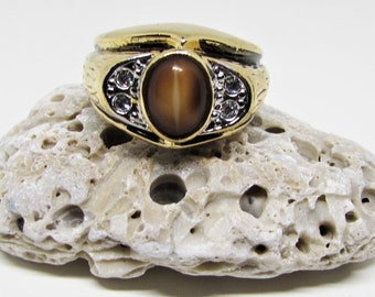 Vintage UNCAS Mens Tigers Eye Ring, Simulated Diamond Crystals, 14K Gold Plated, Wide Band, Size 9, 1960s Unique Cool Mens Jewelry Gift