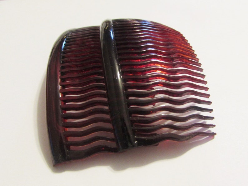 3.5 Long Vintage FRENCH Cherry Red Hair Comb Set, Pretty Side Combs / Hair Slides, Made in France, 1970s Accessory for Women, Red Head Gift image 2