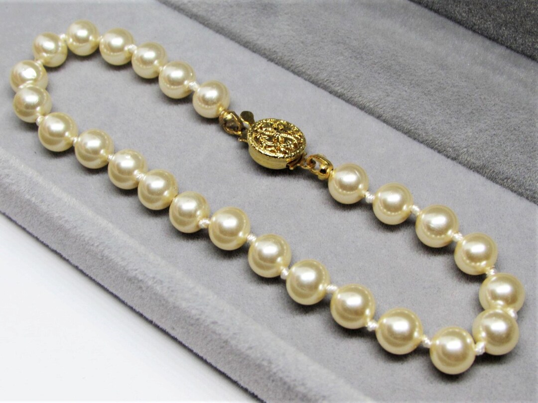Vintage 1960s JAPAN 5mm Ivory Glass Pearl Bracelet, Hand