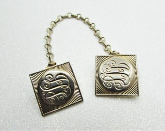 Vintage 1950s CORO Cardigan Sweater Guard, Gold-Tone Squares Collar Clip Chain Clasp- Costume Jewelry