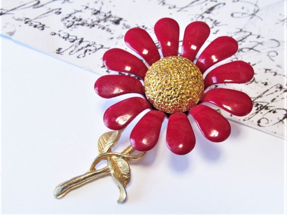 Vintage Red Daisy Brooch- Enamel Flower Power Pin… - image 2