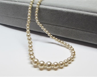 Vintage JAPAN 15" Ivory Glass Pearl Choker Necklace, Dainty Small Cream Graduated Single Strand, 1950s Japanese Wedding Bridal Prom Jewelry