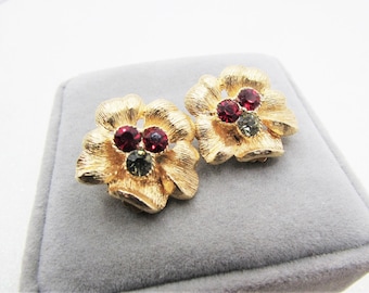 Vintage Brushed Gold Flower Clip-On Earrings, Red & Smoky Gray Rhinestone Crystals, 1950s Costume Jewelry