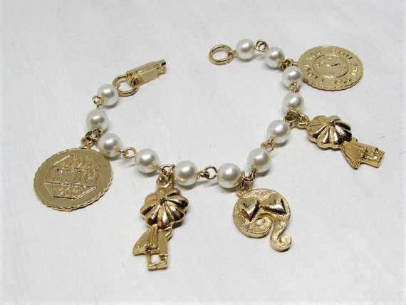 Vintage Charm Bracelet for Girls, Heart Love Roma… - image 3