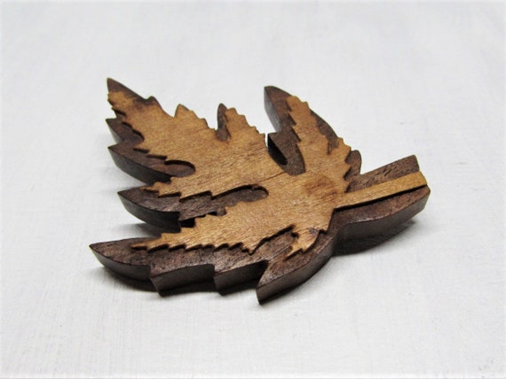 Vintage Artist MARGARET LOWE Wooden Maple Leaf Bro
