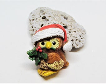 Vintage HALLMARK Christmas Brooch Pin, Brown Barn Owl with Holly & Santa Hat, 1970s Holiday Jewelry, Gift for Grandma Mom, Stocking Stuffer