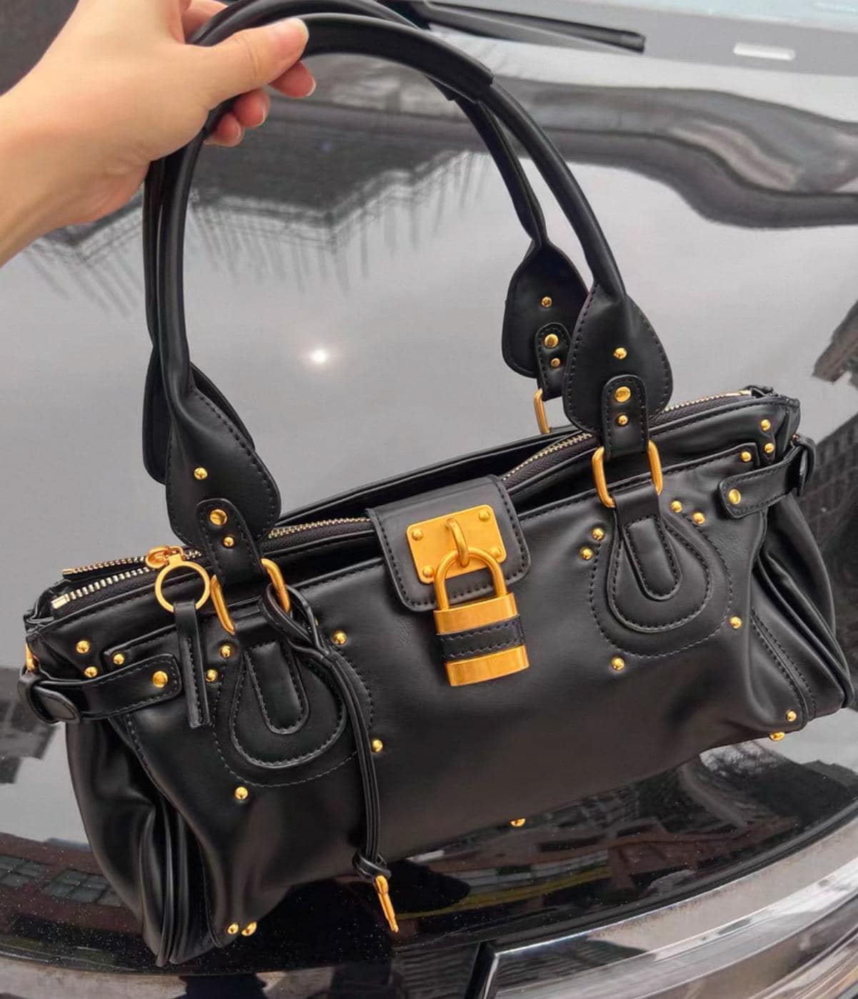 Chloé Paddington Leather Handbag y2k what's in my bag ✦ chloe