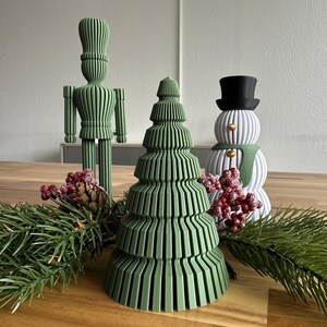 Japandi Weihnachtsbäume 3D Print – Moderne Mini Tannenbaum-Deko | Scandi Winter Wohnaccessoire | Geschenk Designliebhaber