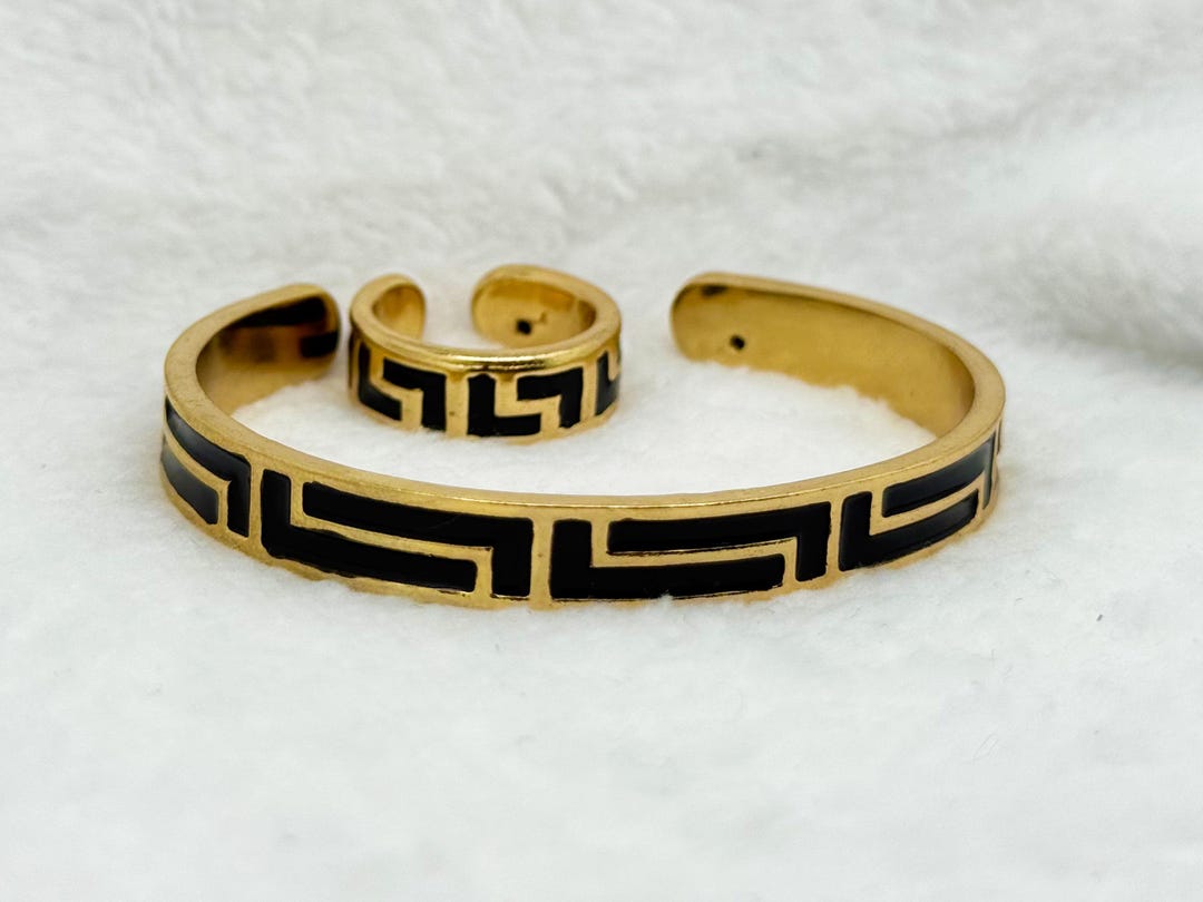 金メッキのバングルとリングのセット、黒エナメルジュエリー - Etsy 日本