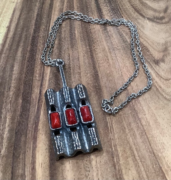 Red Glass Brutalist Abstract Pendant Necklace - image 6
