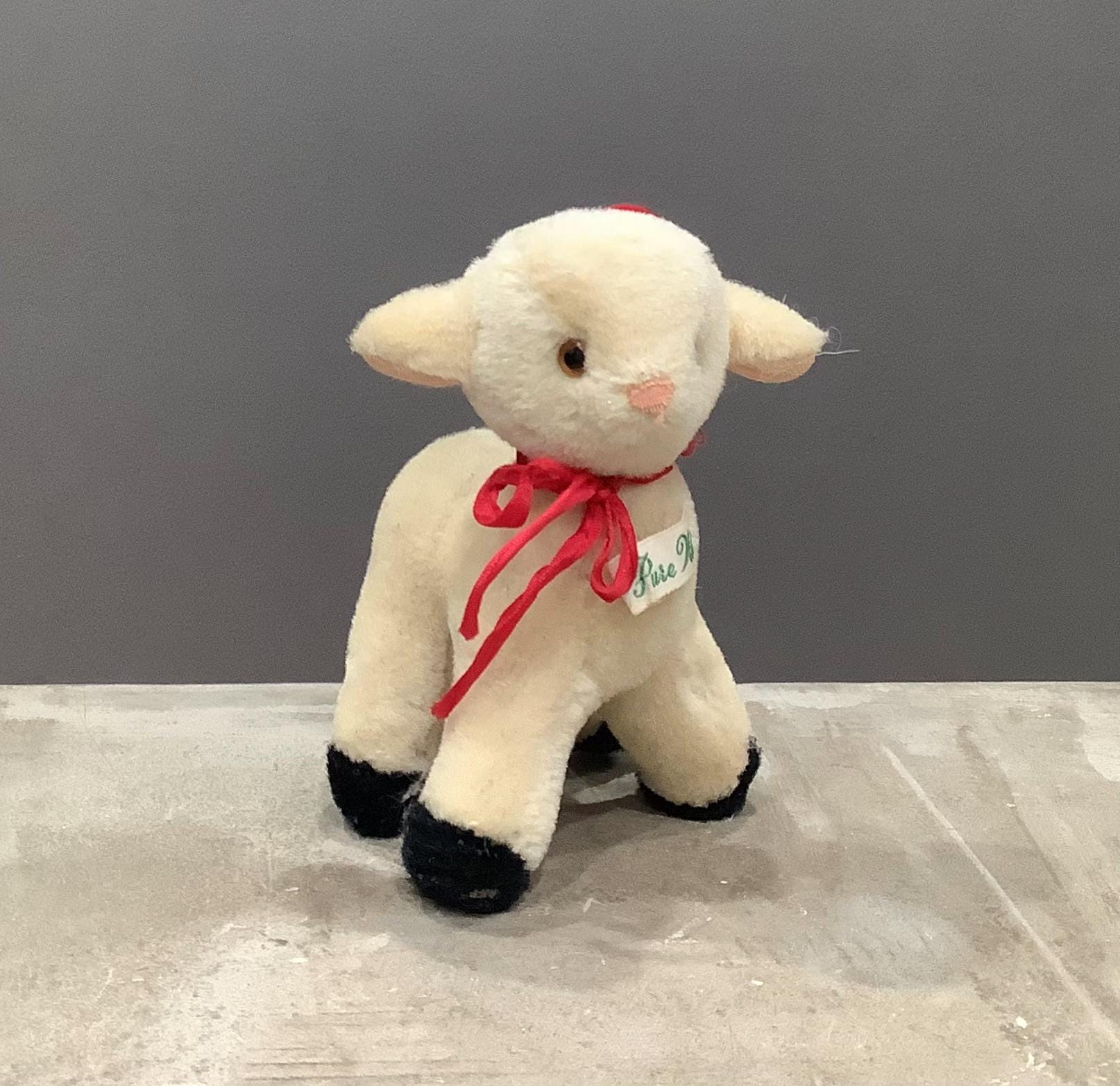 Vintage Shanghai Doll Factory Crème Wool Lamb / Glass Eyes and