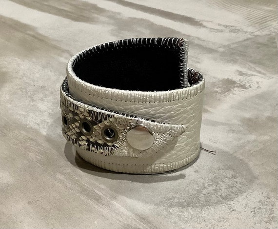 Artisan Black and Cream Leather and Snake Skin Wr… - image 3