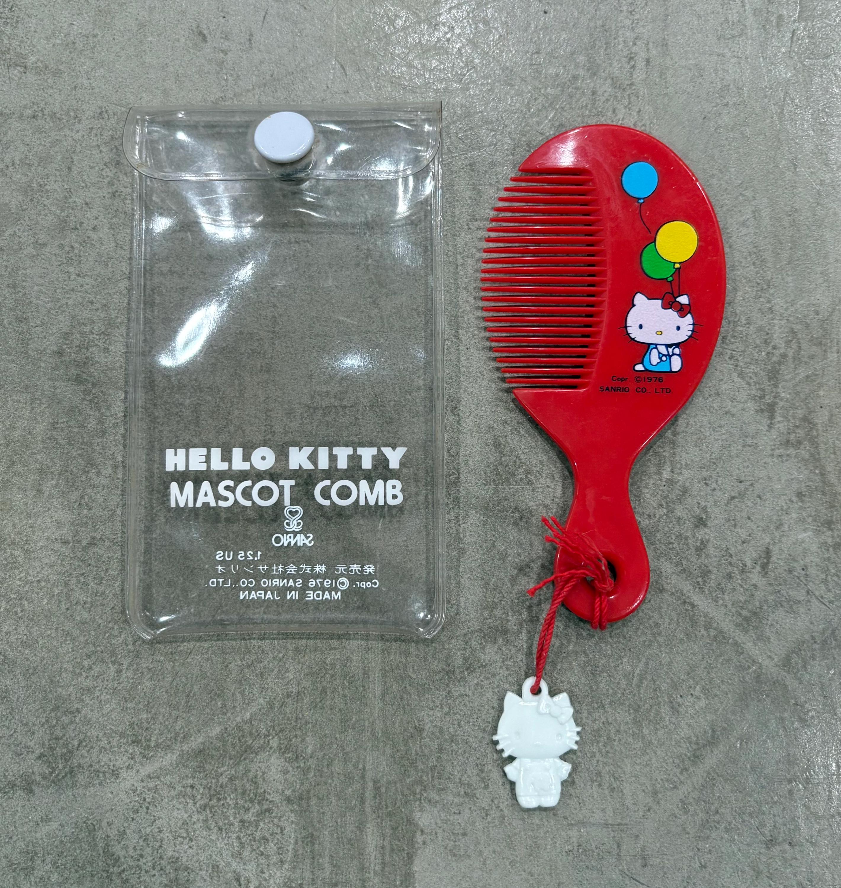 Vintage Hello Kitty Mascot Red Mini Comb and Case 1976 