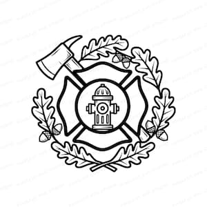 Puede incluir: Emblema de bombero en blanco y negro con un hacha, hojas de roble, bellotas y una boca de incendios. El diseño es circular, con la boca de incendios en el centro, rodeada por una cruz de Malta.
