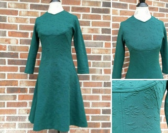 Vintage 1960s Emerald Green Dolly Dress In Rose Textured Poly Long Sleeves Mid Century MCM Retro Mod Rockabilly Small Medium S M